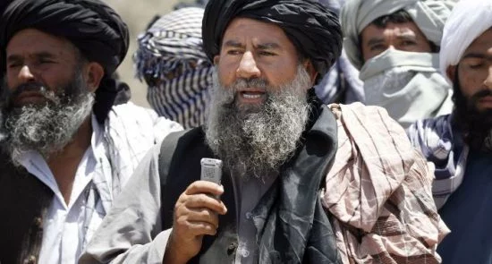 مخالفت ملامنان نیازی با گفتگوهای صلح میان نماینده گان طالبان و امریکایی ها