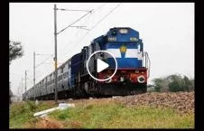 ویدیویی از برخورد مرگبار تکسی با قطار