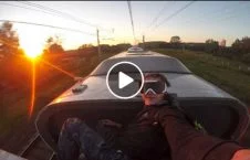 ویدیو/ عاقبت سلفی گرفتن روی سقف قطار
