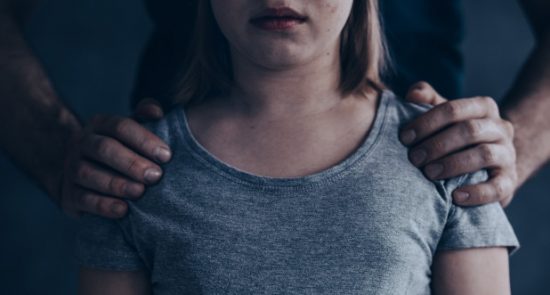 جنسی 1 550x295 - افزایش جرم و جنایت در بریتانیا؛ تجاوز جنسی بالای دختر خردسال در شهر منچستر