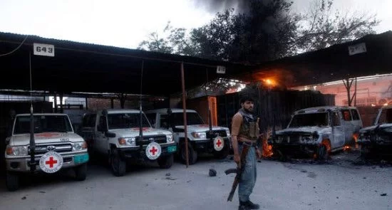 ممانعت طالبان از کمک های صلیب سرخ به افغانستان