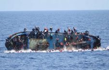 غرق 226x145 - غرق شدن قایق حامل پناهجویان در نزدیکی جزیرهٔ لیروس یونان