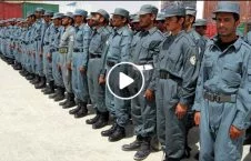 ویدیو/ لحظه تسلیم شدن عساکر پولیس ملی به طالبان