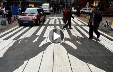 ویدیو/ تصادف عمدی یک دریور با عابران پیاده
