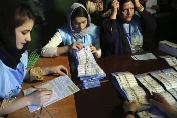فیصله نهایی کمیسیون مستقل انتخابات در پیوند به تفتیش و بازشماری آراء