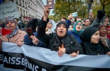 تظاهرات پاریس4 226x145 - تصاویر/ اعتراض به موج اسلام هراسی در پاریس