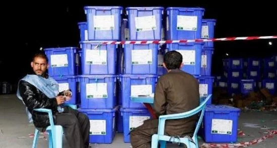 انتقاد بنیاد انتخابات شفاف افغانستان از کمیسیون مستقل انتخابات