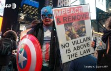 تظاهرات امریکایی ها 4 226x145 - تصاویر/ تظاهرات امریکایی ها برای استیضاح ترمپ