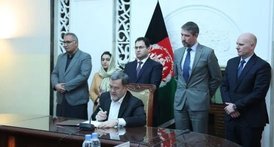 افغانستان تعهد جهانی آزادی رسانه ها را امضا کرد