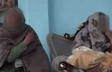 طفل فروخته شده بامیانی دوباره به آغوش خانواده‌اش پیوست