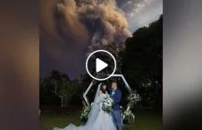 ویدیو/ مراسم ازدواج متفاوت در نزدیکی کوه آتشفشان