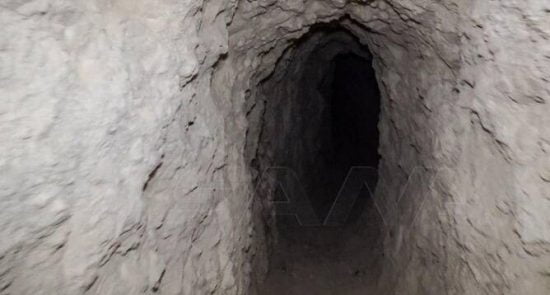 تونل داعش 4 550x295 - کشف تونل مخفی حاوی مواد منفجره گروه تروریستی داعش در عراق