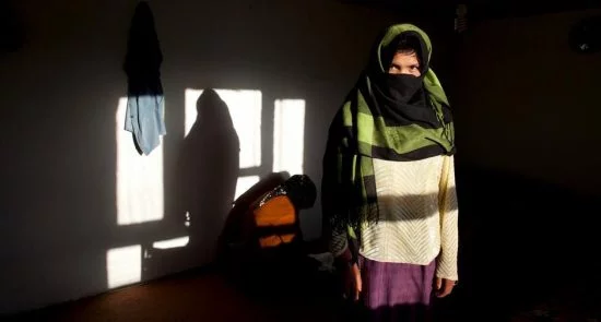 نکاح اجباری دختران ۱۲ تا ۱۳ ساله برای طالبان در بدخشان