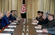 دیدار رییس اجراییه حکومت وحدت ملی با نماینده امریکا در امور صلح افغانستان