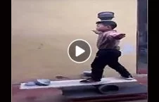 ویدیو/ حرکات نمایشی جالب یک طفل چینایی با کاسه