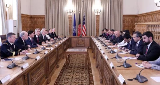 دیدار رییس جمهور غنی با وزیر دفاع ملی امریکا و سرمنشی سازمان ناتو