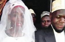 ریچارد توموشابی2 226x145 - ازدواج ملا امام اوگاندایی با یک مرد! + عکس