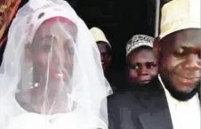 ازدواج ملا امام اوگاندایی با یک مرد! + عکس