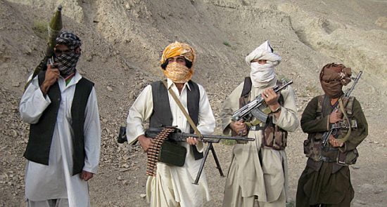 طالبان 550x295 - افزایش حملات طالبان بر مراکز صحی همزمان با شیوع ویروس کرونا