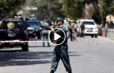 ویدیو/ لت و کوب وحشیانه یک طفل از سوی پولیس کابل