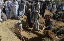 قبر 226x145 - گسترش وحشتناک کرونا و افزایش کار گورکن‌ها در کابل