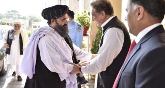 طالبان پاکستان 550x295 - اذعان رییس پیشین استخبارات پاکستان به ارتباط و کمک اسلام آباد با طالبان