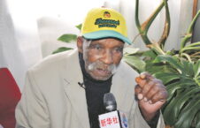 فردی بلوم 2 226x145 - راز عمرطولانی پیرترین مرد جهان چی بود؟