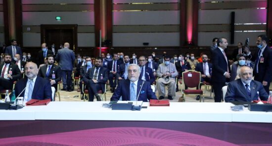 مذاکرات بین الافغانی قطر 4 550x295 - مشروح سخنرانی رییس شورای عالی مصالحه ملی در آغاز نشست صلح قطر