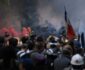 تصاویر/ بازگشت معترضان فرانسوی به سرک ها