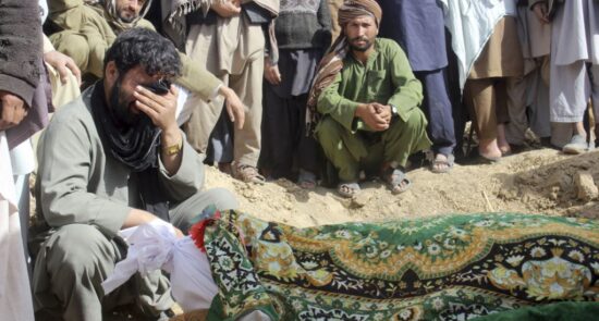 کشته 550x295 - افزایش چشمگیر شمار قربانیان جنگ در افغانستان