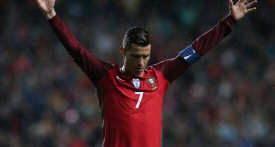 کریستیانو رونالدو 550x295 - ثبت ریکوردی تاریخی برای فوق ستاره پرتگالی همزمان با افتتاحیه جام جهانی 2022