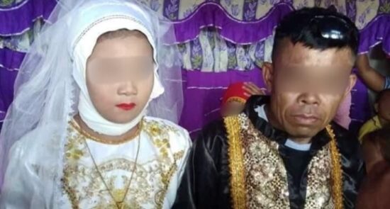 آمپاتوئان 5 550x295 - ازدواج یک دختر ۱۳ ساله با مرد ۴۸ ساله در فیلیپین + تصاویر
