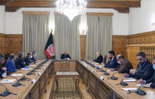 دیدار رئیس جمهوری اسلامی افغانستان با مشاور صدراعظم پاکستان در امور تجارتی و سرمایه گذاری
