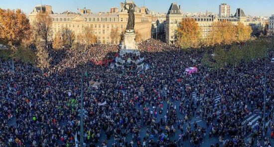 مظاهره ده‌ها هزار نفر علیه خشونت و نژادپرستی پولیس در فرانسه