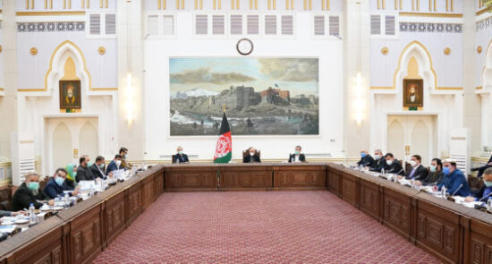جلسه کابینه غنی 550x295 - گزارش کامل جلسه کابینه به ریاست رئیس جمهوری اسلامی افغانستان