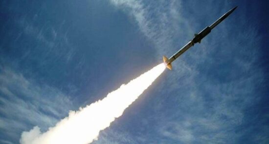 راکت 550x295 - حملات راکتی اسراییل به جنوب دمشق