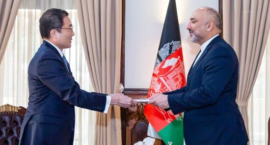دیدار وزیر امور خارجه با سفیر جدید التقرر جاپان برای افغانستان