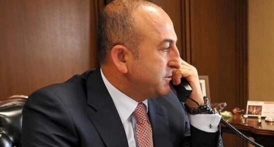 گفتگوی تلیفونی وزیر امور خارجه ترکیه با همتای چینایی اش