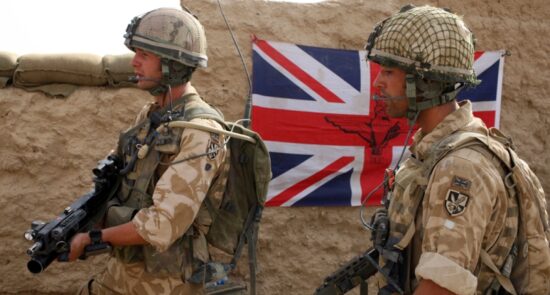 بریتانیا 550x295 - راه حل شرم آور نظامیان بریتانیایی برای فرار از افغانستان