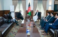 محمد حنیف اتمر ماری بلیک 226x145 - دیدار وزیر امور خارجه با سفیر بریتانیا در کابل