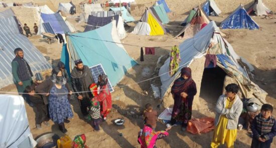 جنگ و ناامنی ۱۷۰۰ خانواده را در هرات آواره کرد