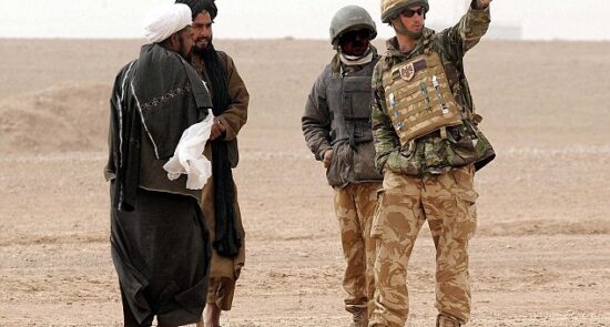 ترجمان افغان 1 550x295 - گزارش اسکای نیوز درباره شکایت ترجمان‌های افغان از حکومت بریتانیا