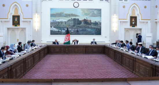 جلسۀ کابینه 550x295 - برگزاری جلسه کابینه تحت ریاست رئیس جمهوری اسلامی افغانستان