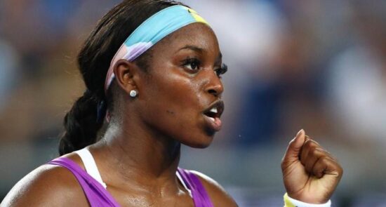 اسلون استفانز 550x295 - حمله نژادپرستانه به یک تنیسور زن در مسابقات آزاد امریکا