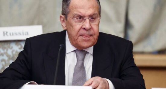 واکنش وزیر امور خارجه روسیه به عدم اشتراک مقامات امریکایی در نشست مسکو