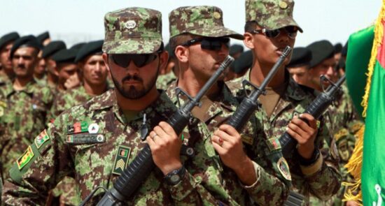 افسر افغان 550x295 - پلان درسی حکومت هند برای افسران نیروهای امنیتی پیشین افغانستان