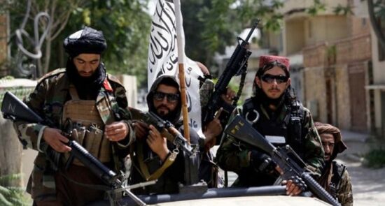 طالبان 550x295 - آیا جنگجویان پاکستانی پایه‌های حکومت طالبان را تحکیم کردند؟