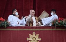پاپ فرانسیس 226x145 - پاپ فرانسیس: به مردم افغانستان آرامش دهید