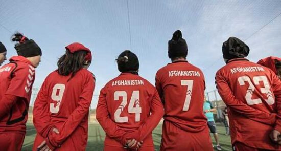 درخواست پارلمان بریتانیا از فدراسیون بین‌المللی فوتبال برای حمایت از تیم ملی زنان افغانستان