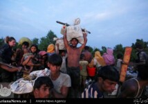 لحظات وحشتناک عبور مسلمانان روهینگیا از رودخانه (1)